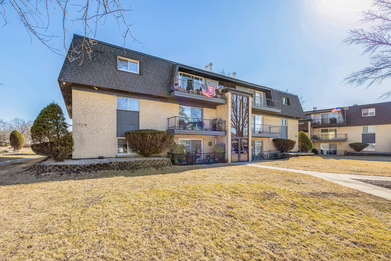 11116 S 84 Avenue #2B, Palos Hills, IL 60465