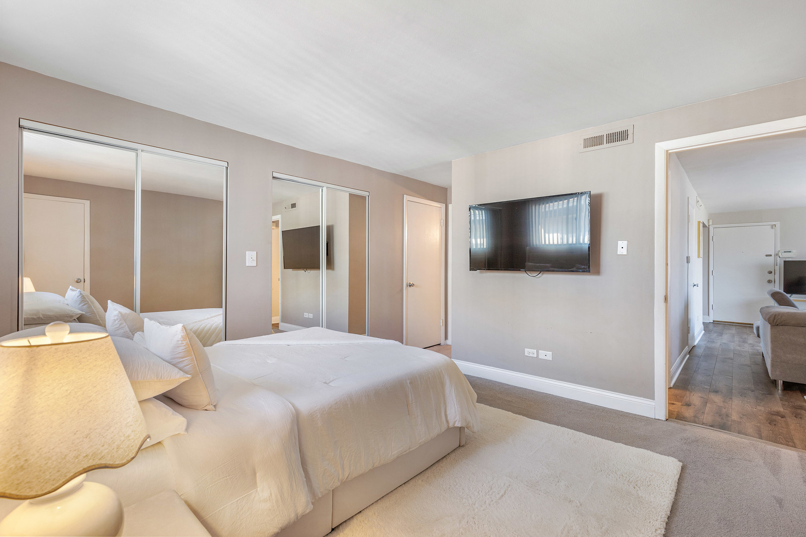 11116 S 84 Avenue #2B, Palos Hills, IL 60465