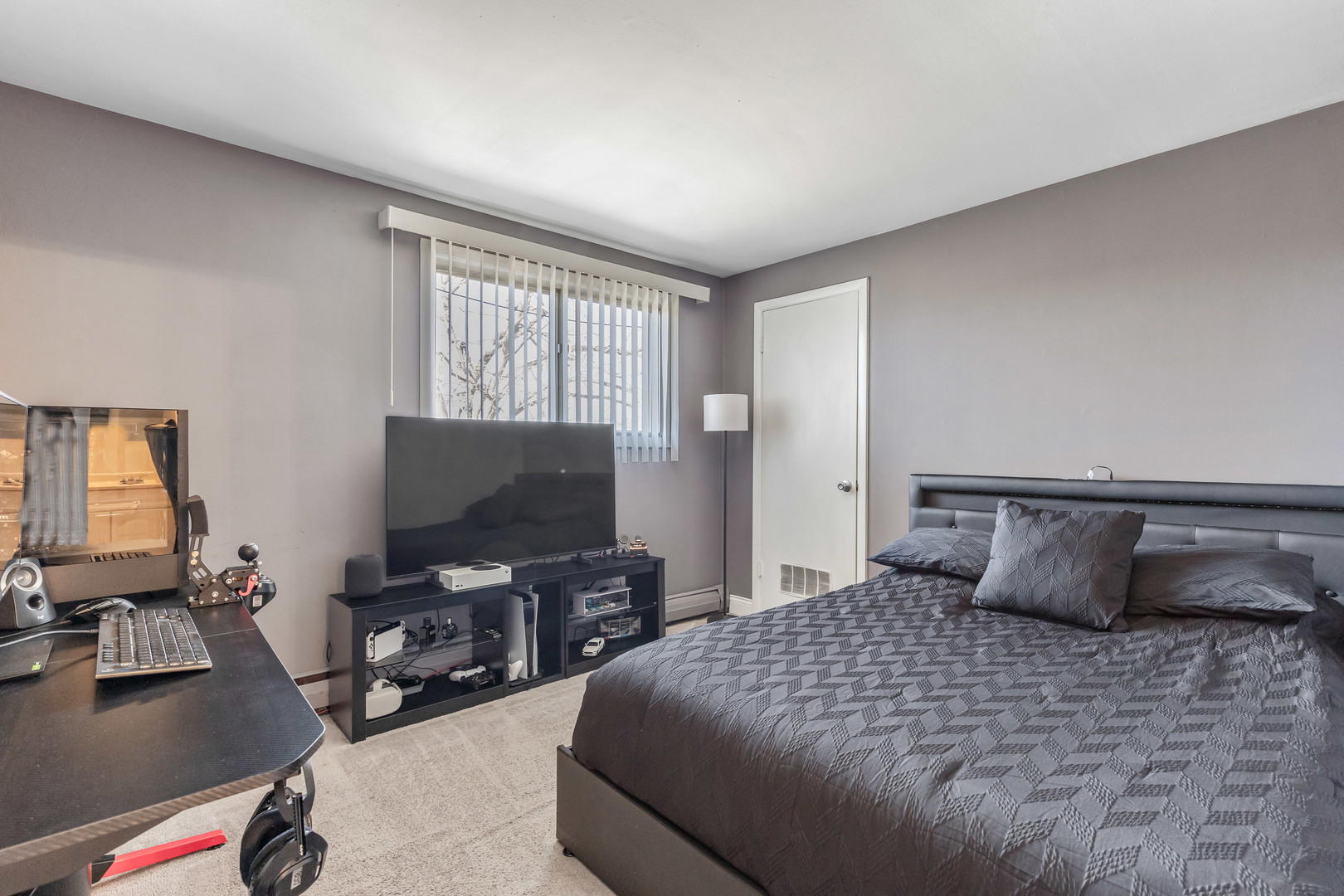 11116 S 84 Avenue #2B, Palos Hills, IL 60465