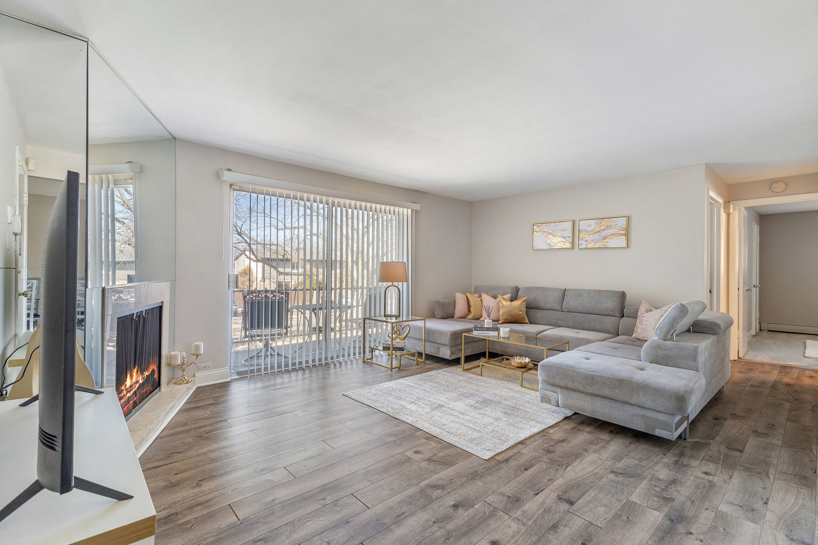 11116 S 84 Avenue #2B, Palos Hills, IL 60465