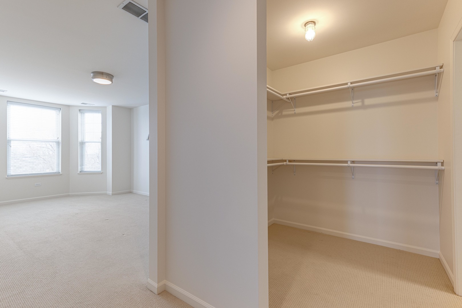 115 Lake Street #314, Libertyville, IL 60048