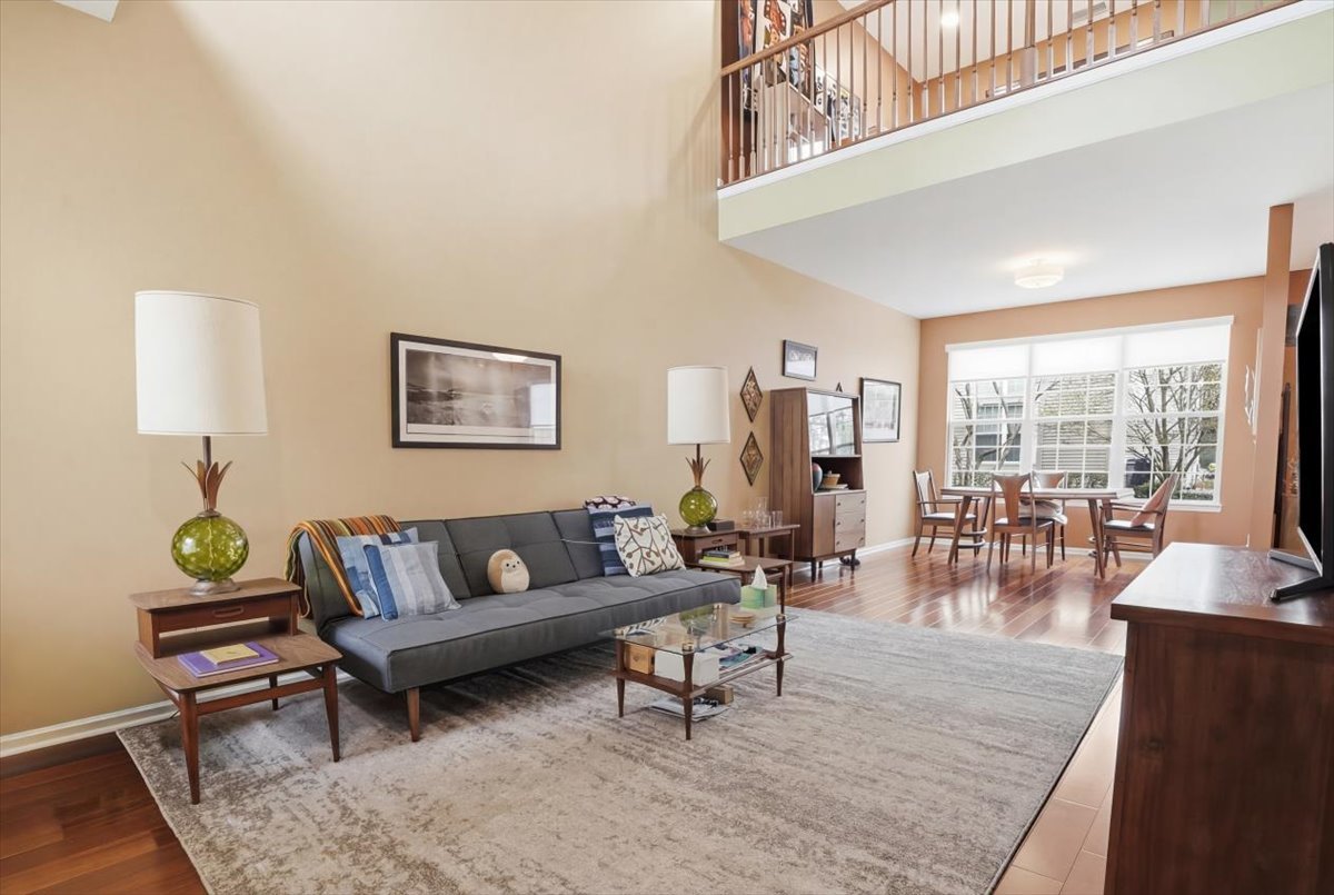 529 Shakespeare Drive, Grayslake, IL 60030