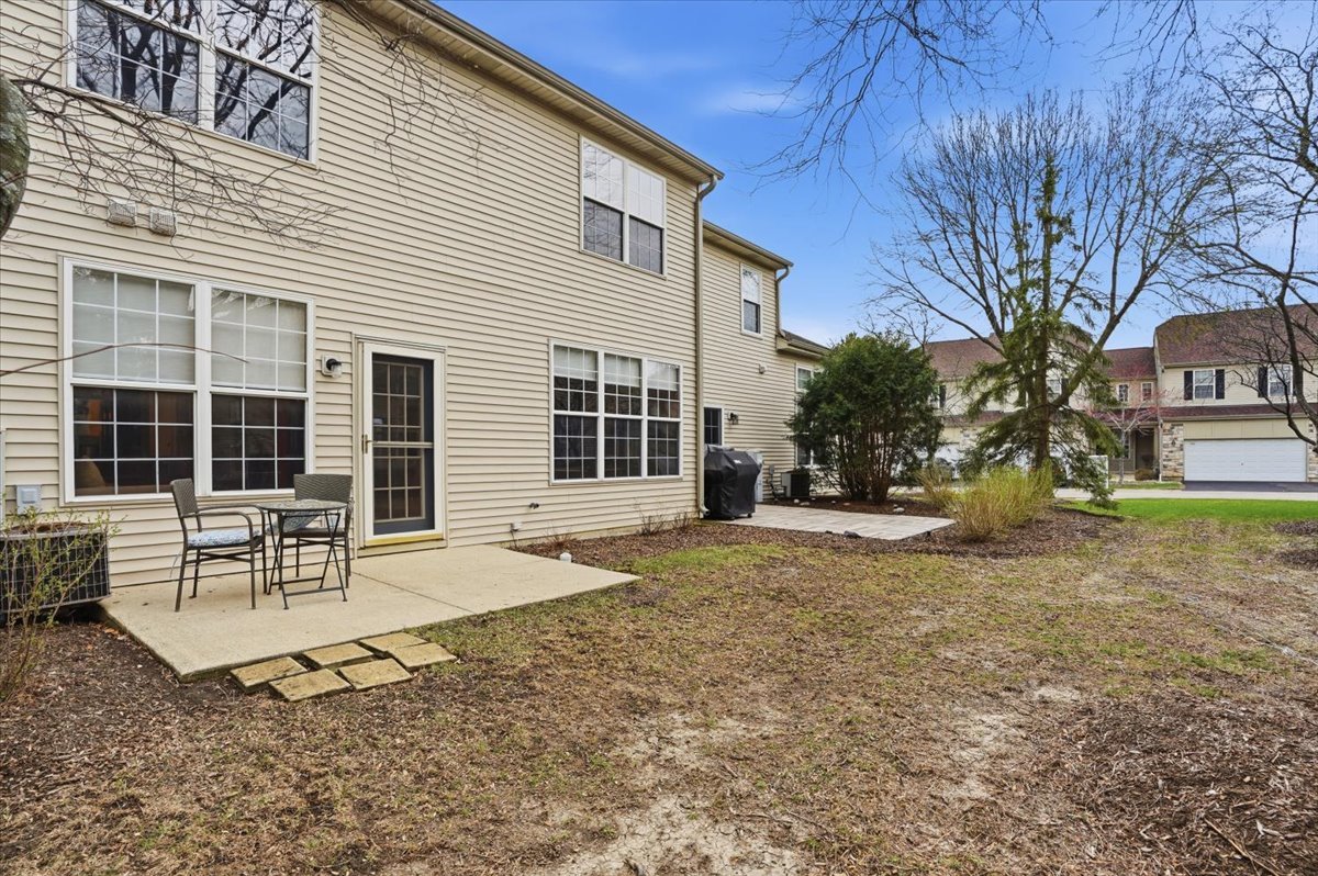 529 Shakespeare Drive, Grayslake, IL 60030