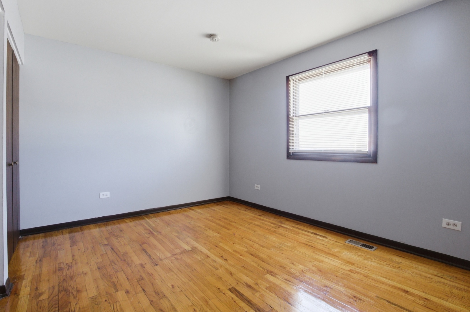 16544 Prairie Avenue, South Holland, IL 60473