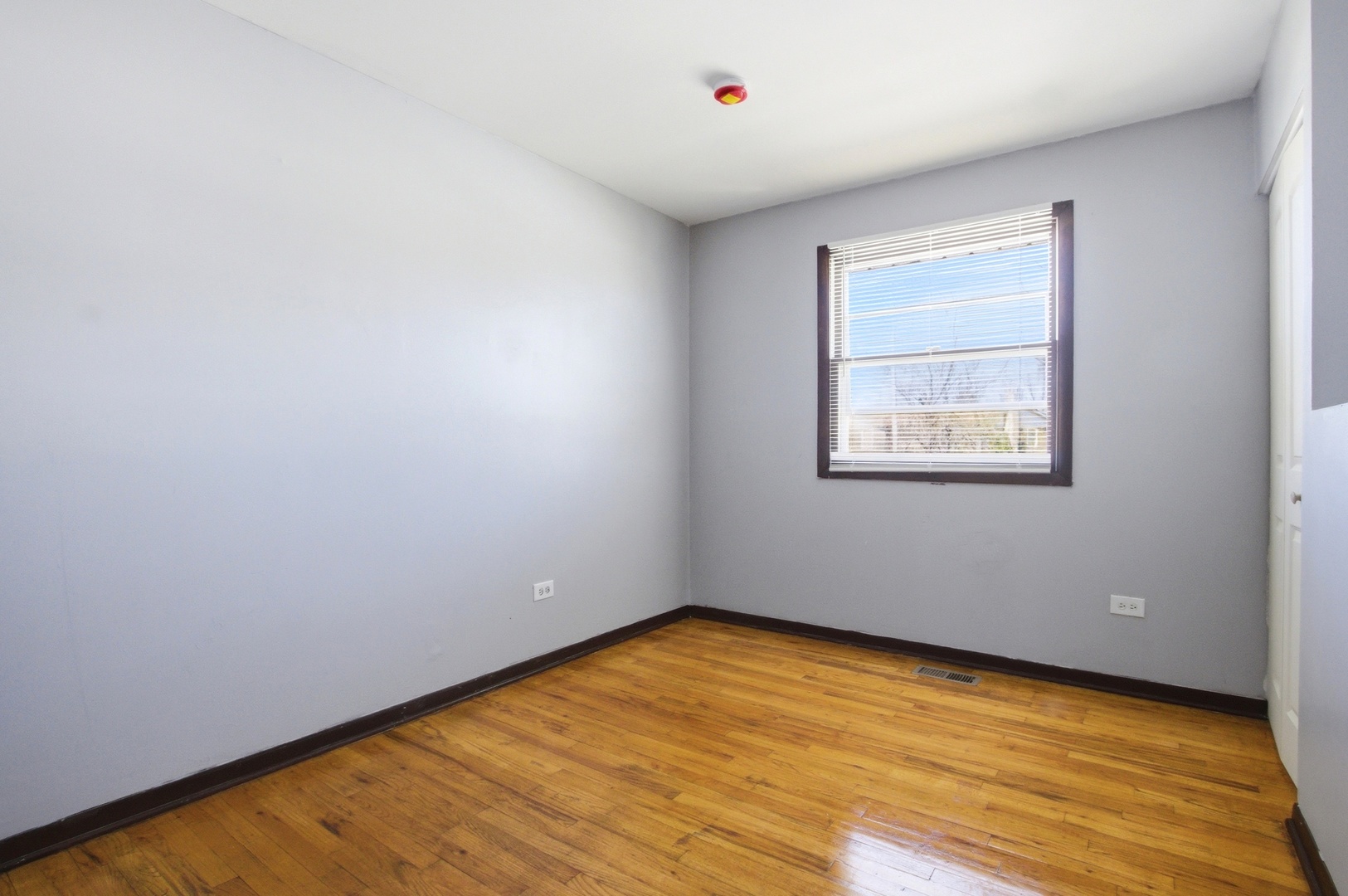 16544 Prairie Avenue, South Holland, IL 60473