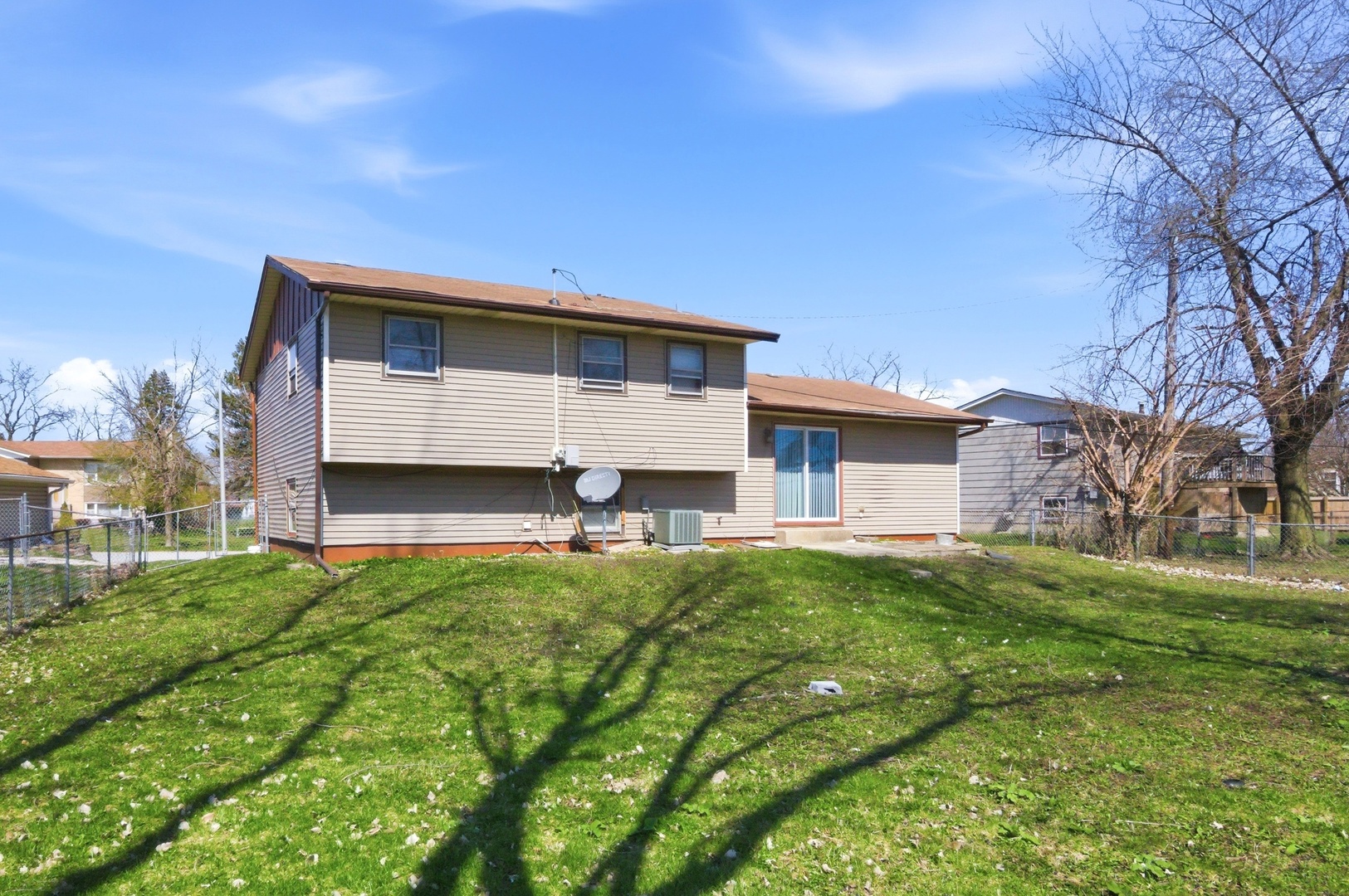 16544 Prairie Avenue, South Holland, IL 60473