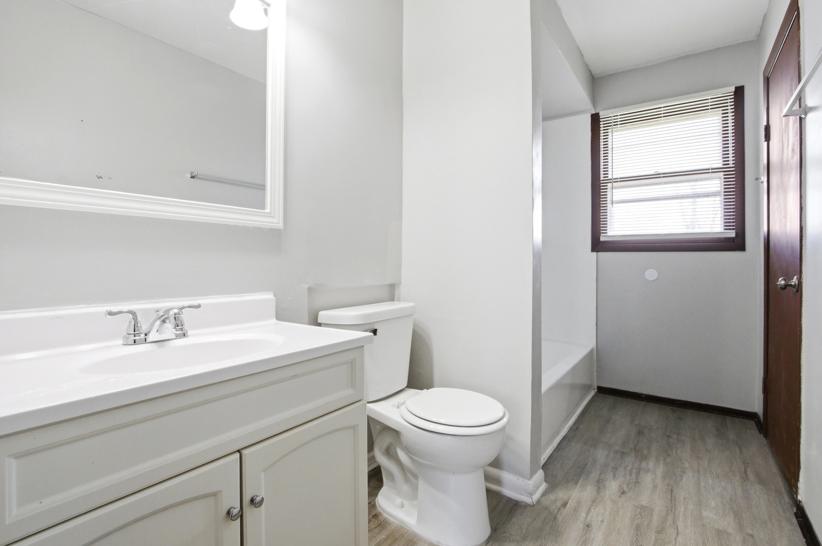 16544 Prairie Avenue, South Holland, IL 60473