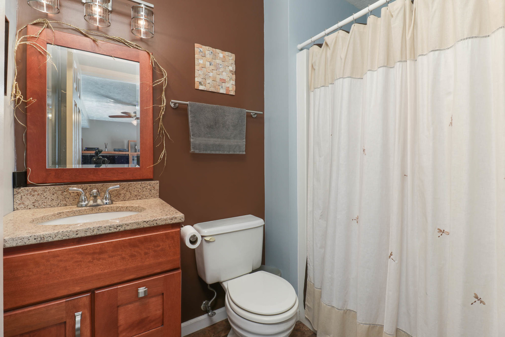 2739 Arrowhead Drive, Bloomington, IL 61704