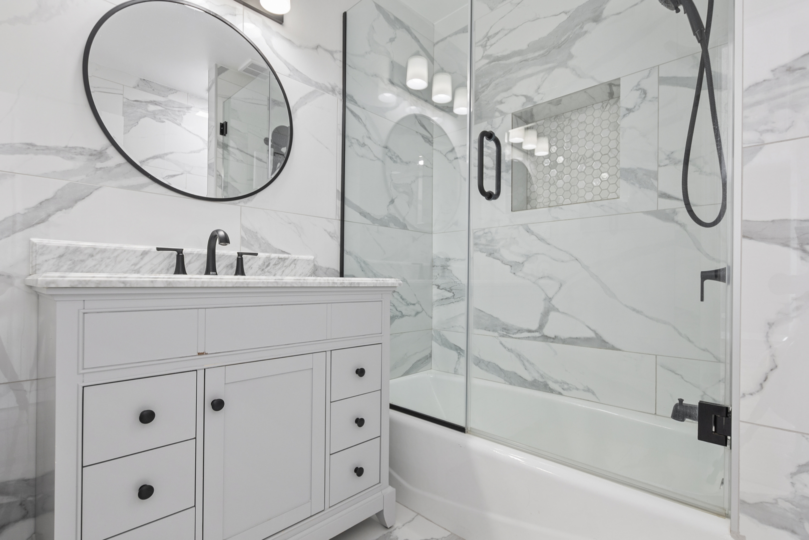 6840 Oak View Court, Oak Forest, IL 60452