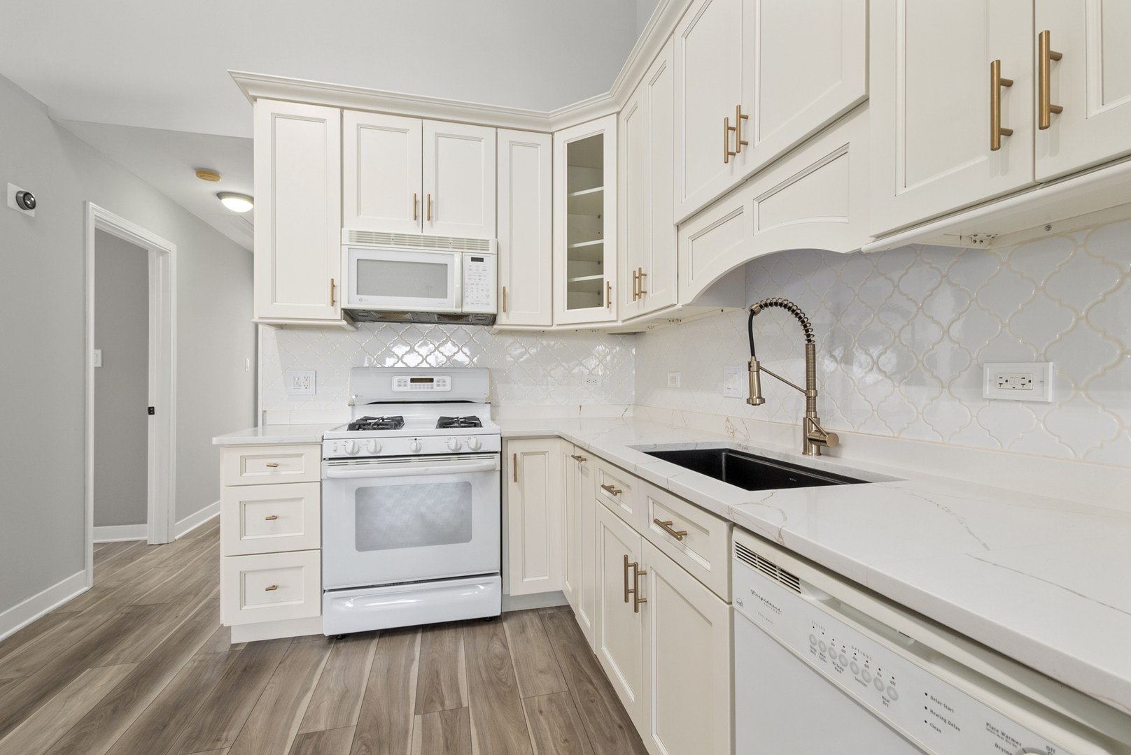 6840 Oak View Court, Oak Forest, IL 60452