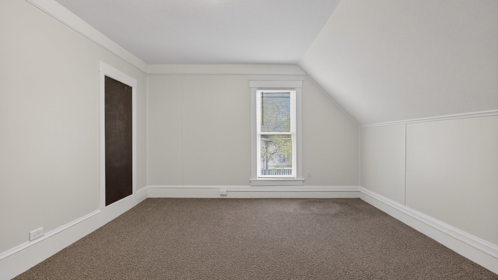 1214 Wall Street, Normal, IL 61761