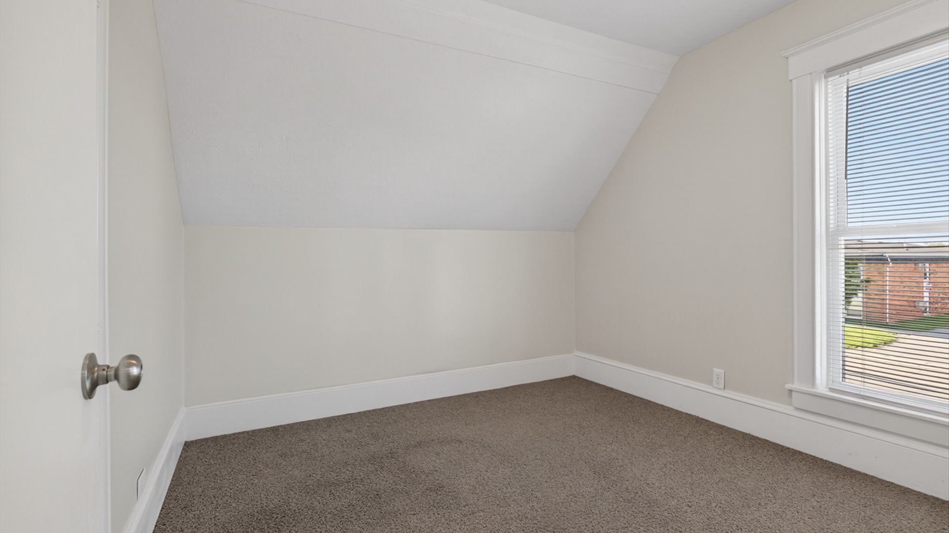 1214 Wall Street, Normal, IL 61761