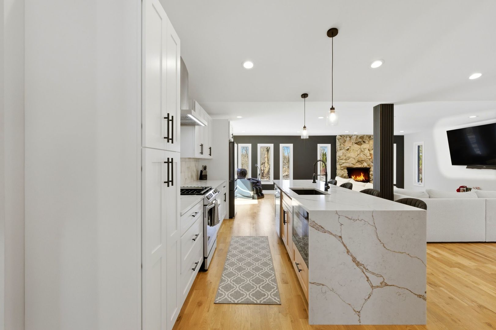 13330 S 104th Avenue, Palos Park, IL 60464