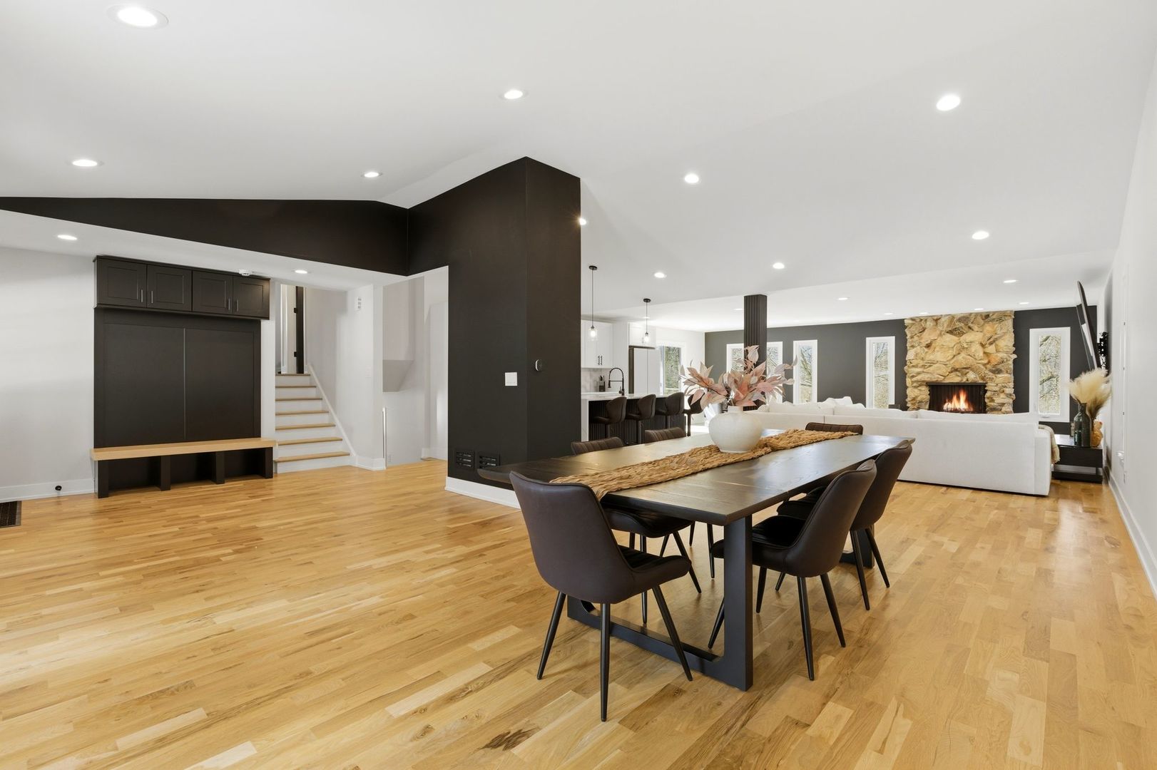 13330 S 104th Avenue, Palos Park, IL 60464