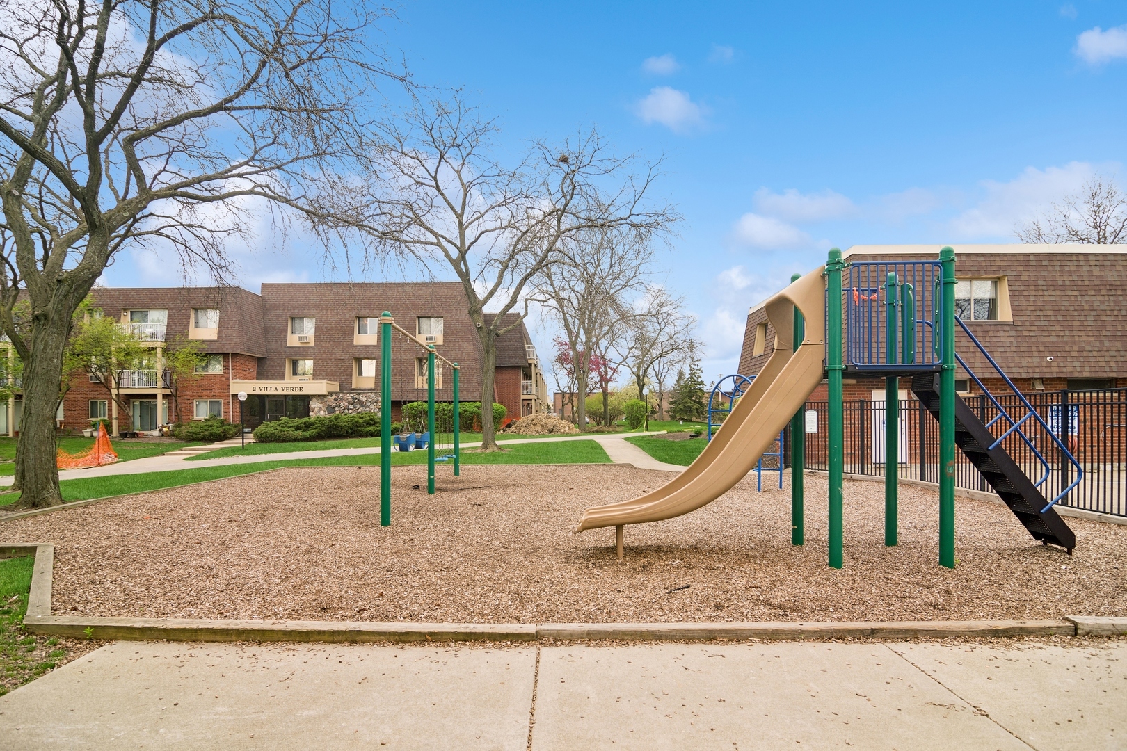 5 Villa Verde Drive #309, Buffalo Grove, IL 60089