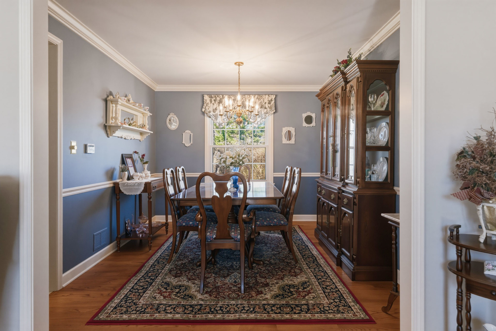 1615 S Harvard Avenue, Arlington Heights, IL 60005