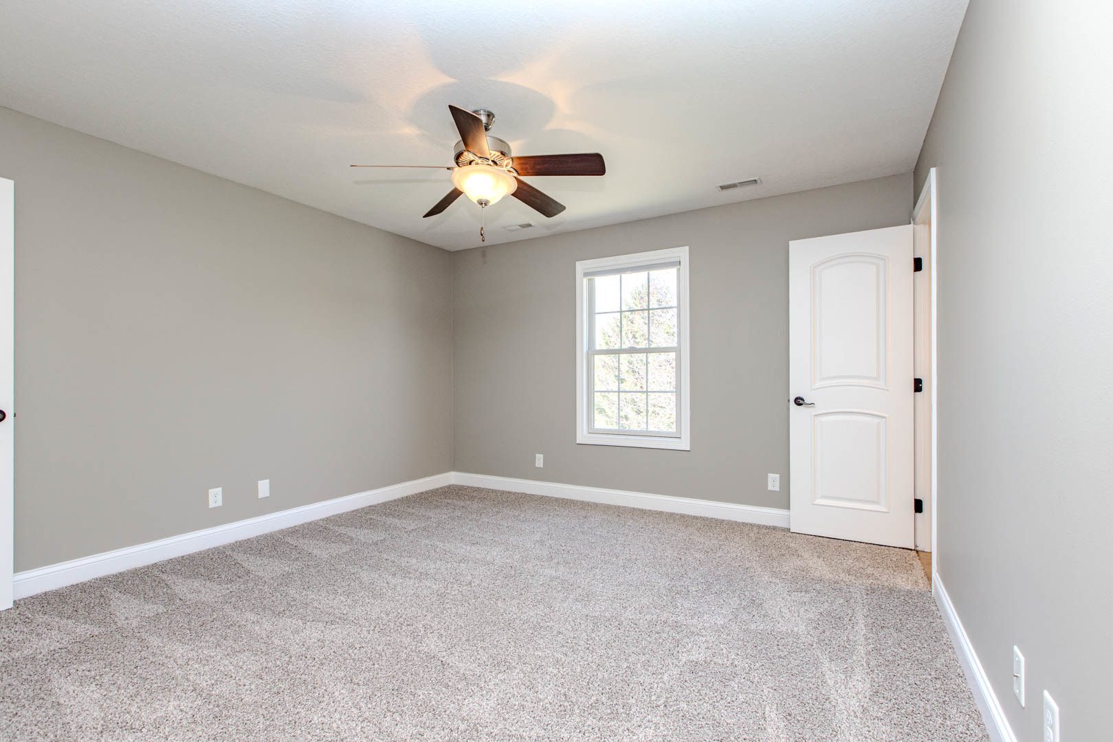 59 STONEBROOK Court, Bloomington, IL 61704