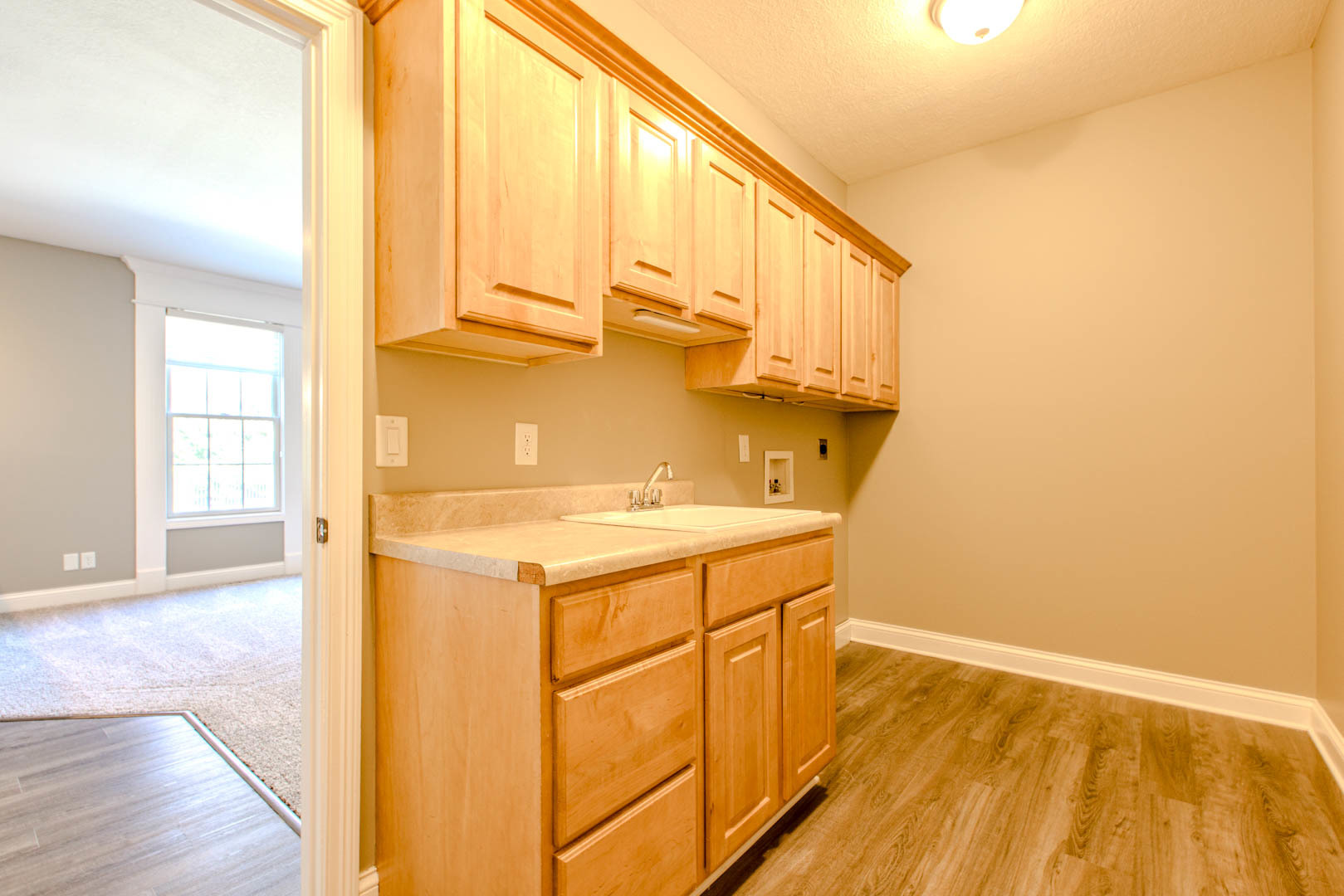 59 STONEBROOK Court, Bloomington, IL 61704