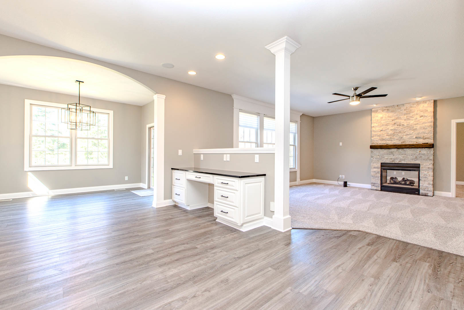 59 STONEBROOK Court, Bloomington, IL 61704