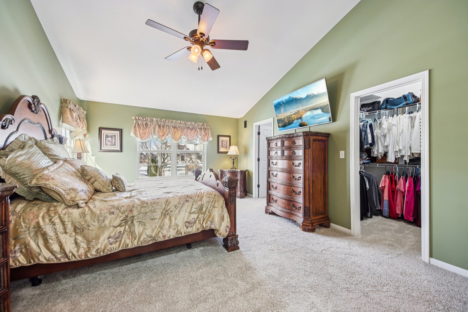 1195 Hadley Circle, Gurnee, IL 60031