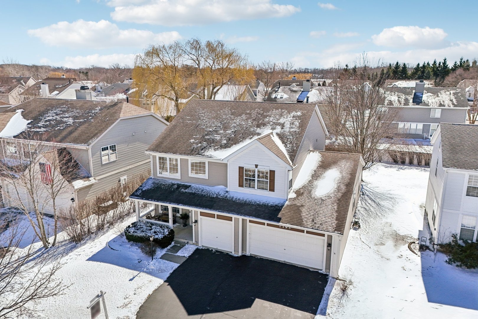 1195 Hadley Circle, Gurnee, IL 60031