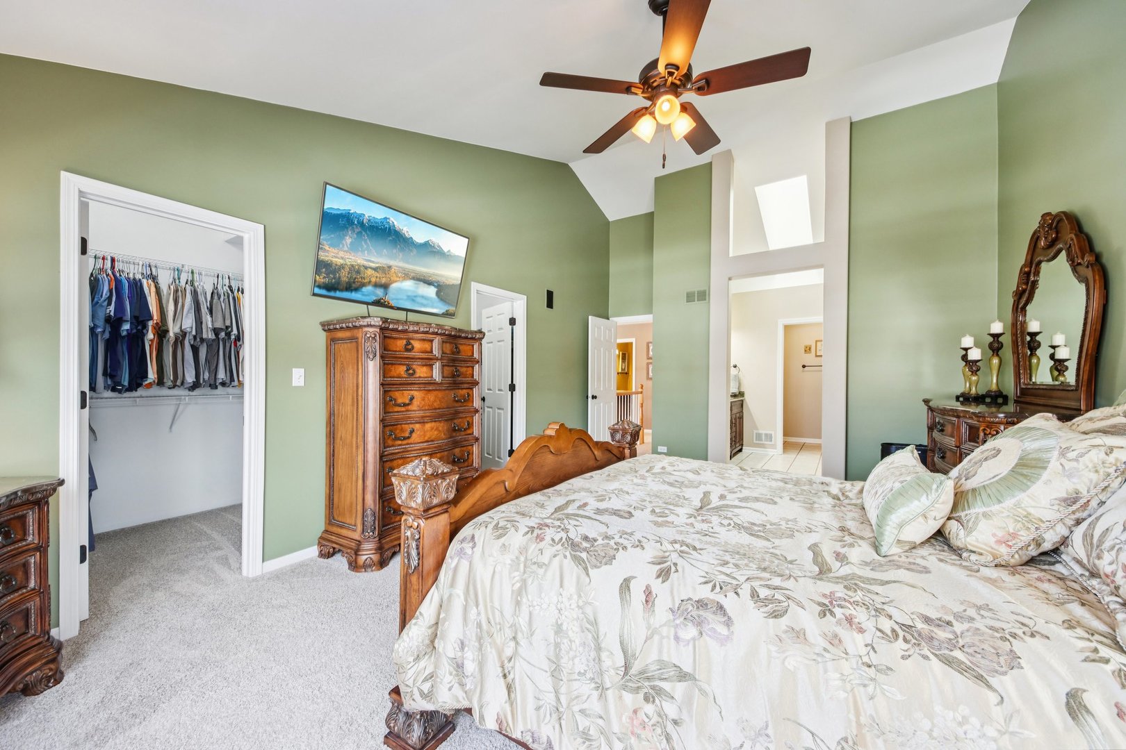 1195 Hadley Circle, Gurnee, IL 60031