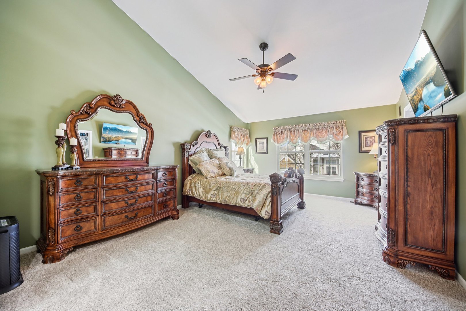 1195 Hadley Circle, Gurnee, IL 60031