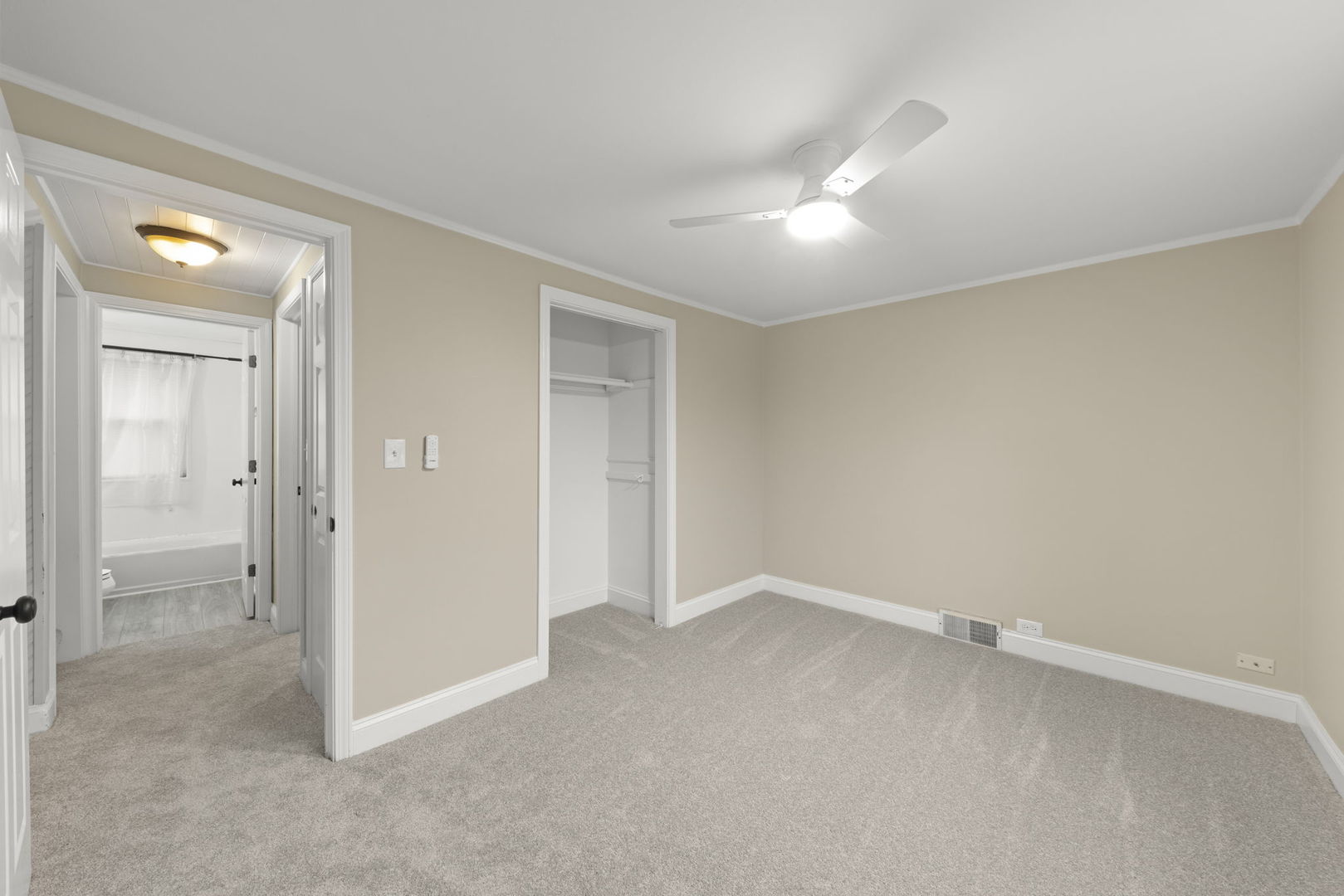 403 S Elizabeth Street, Lombard, IL 60148