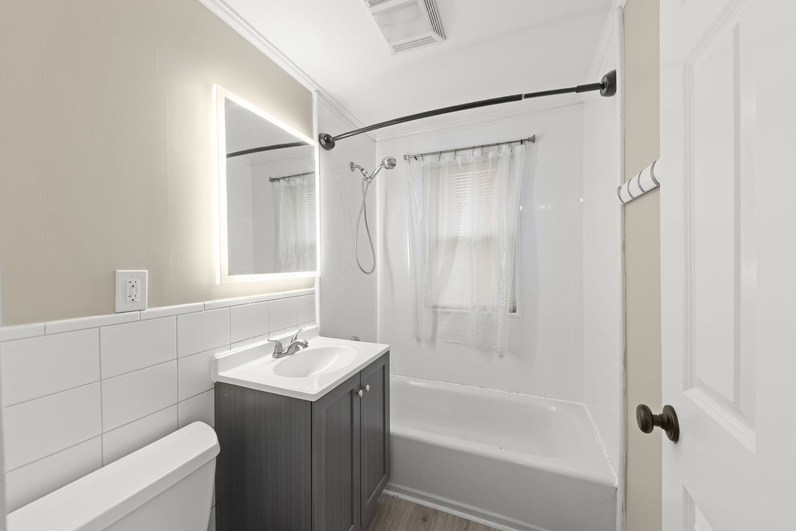 403 S Elizabeth Street, Lombard, IL 60148