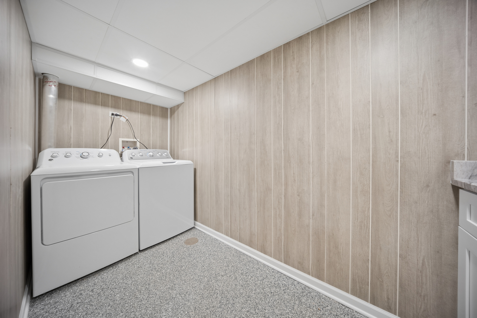 8229 W Giddings Street, Norridge, IL 60706