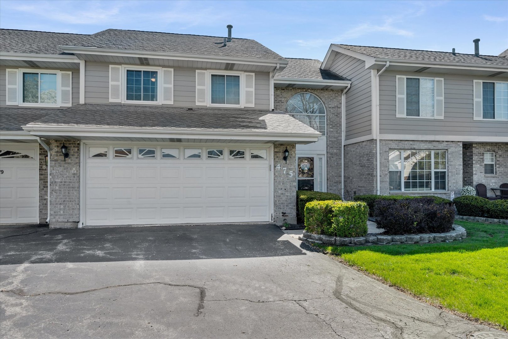 475 Sarah Court, Wood Dale, IL 60191