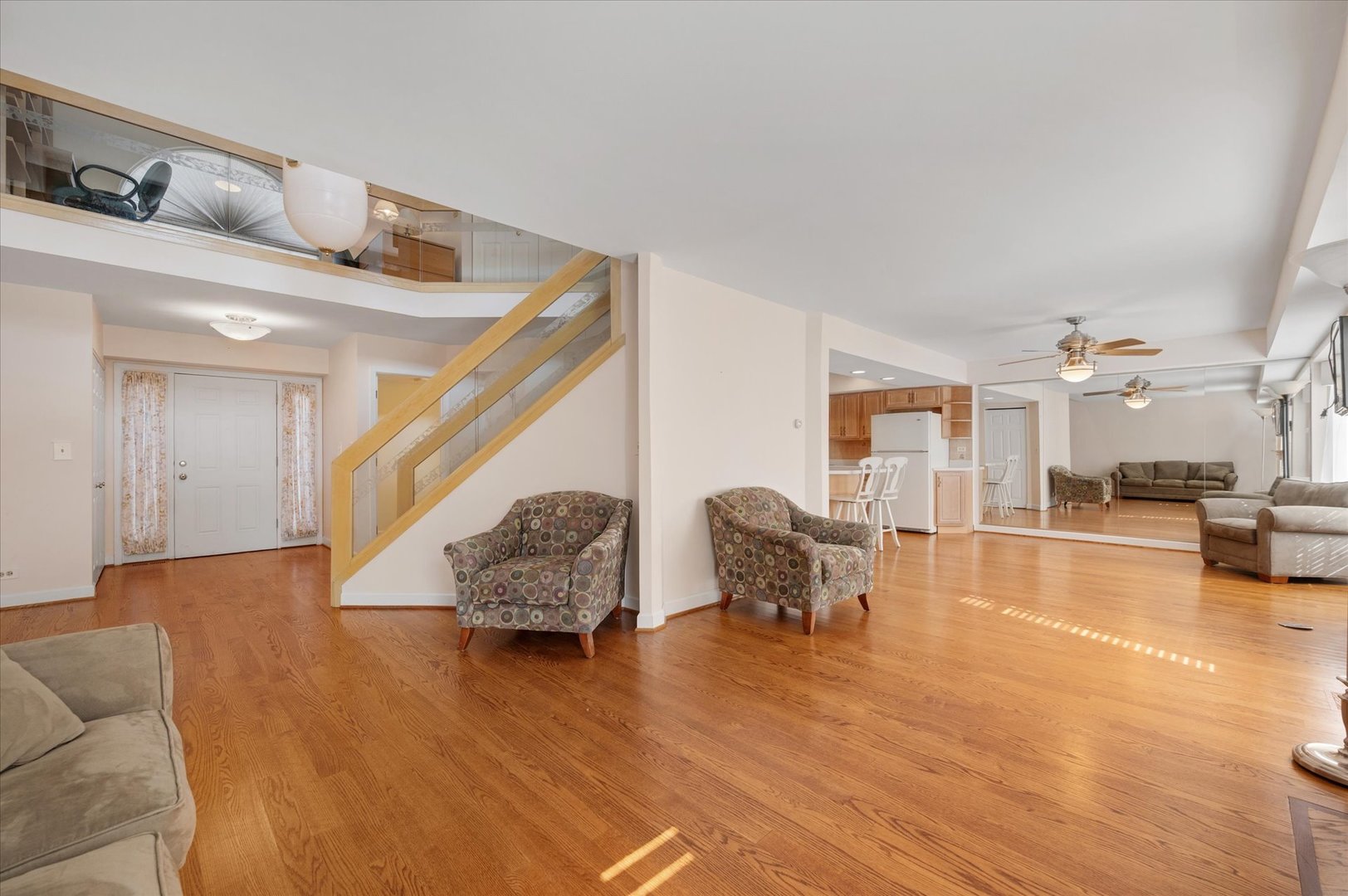 475 Sarah Court, Wood Dale, IL 60191