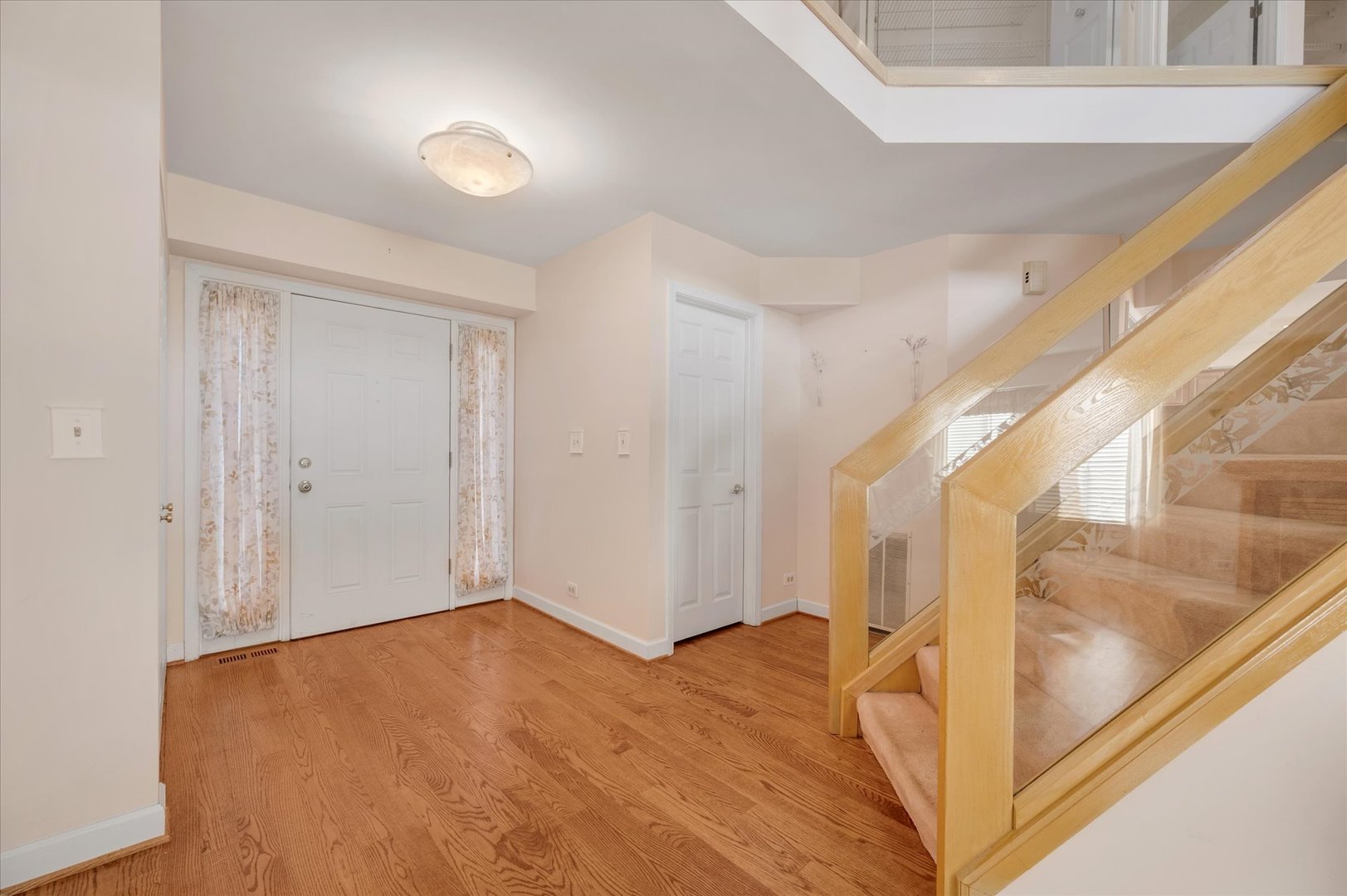 475 Sarah Court, Wood Dale, IL 60191