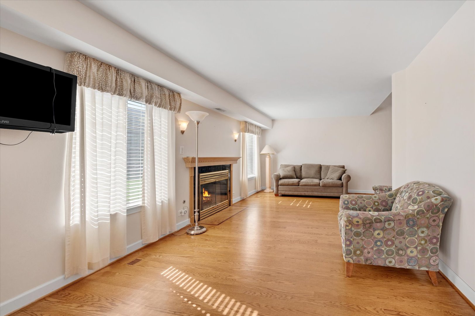 475 Sarah Court, Wood Dale, IL 60191