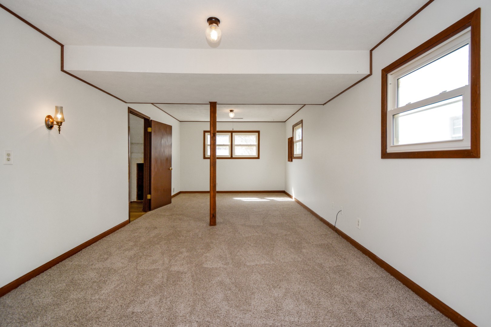 712 E Lincoln Street, Bloomington, IL 61701