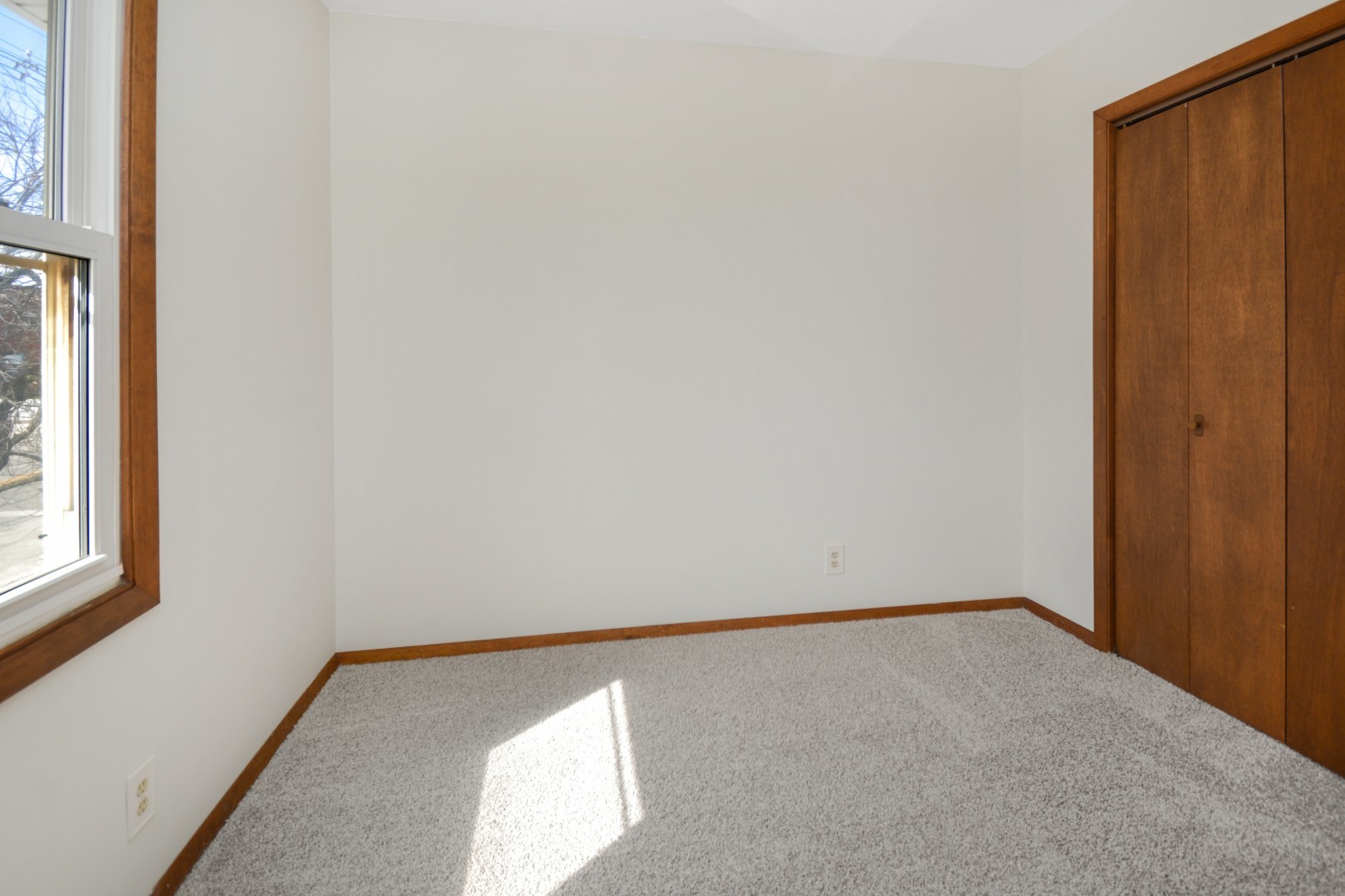 712 E Lincoln Street, Bloomington, IL 61701