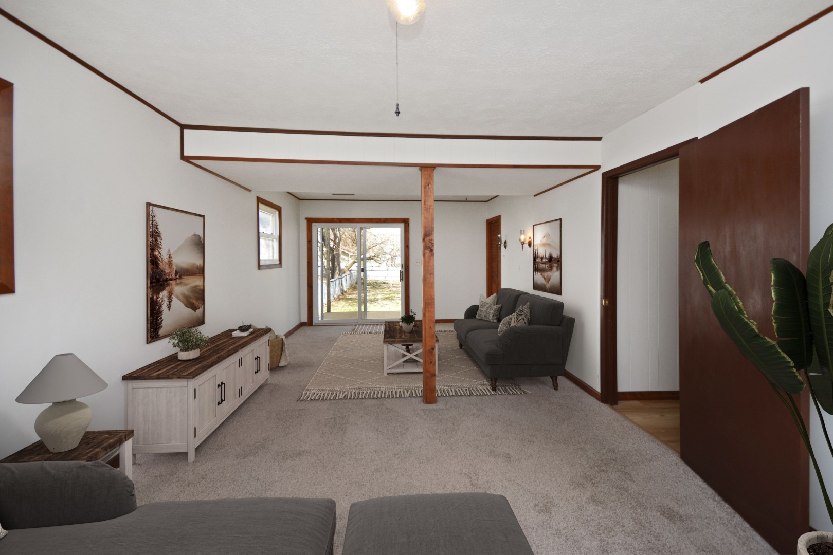 712 E Lincoln Street, Bloomington, IL 61701