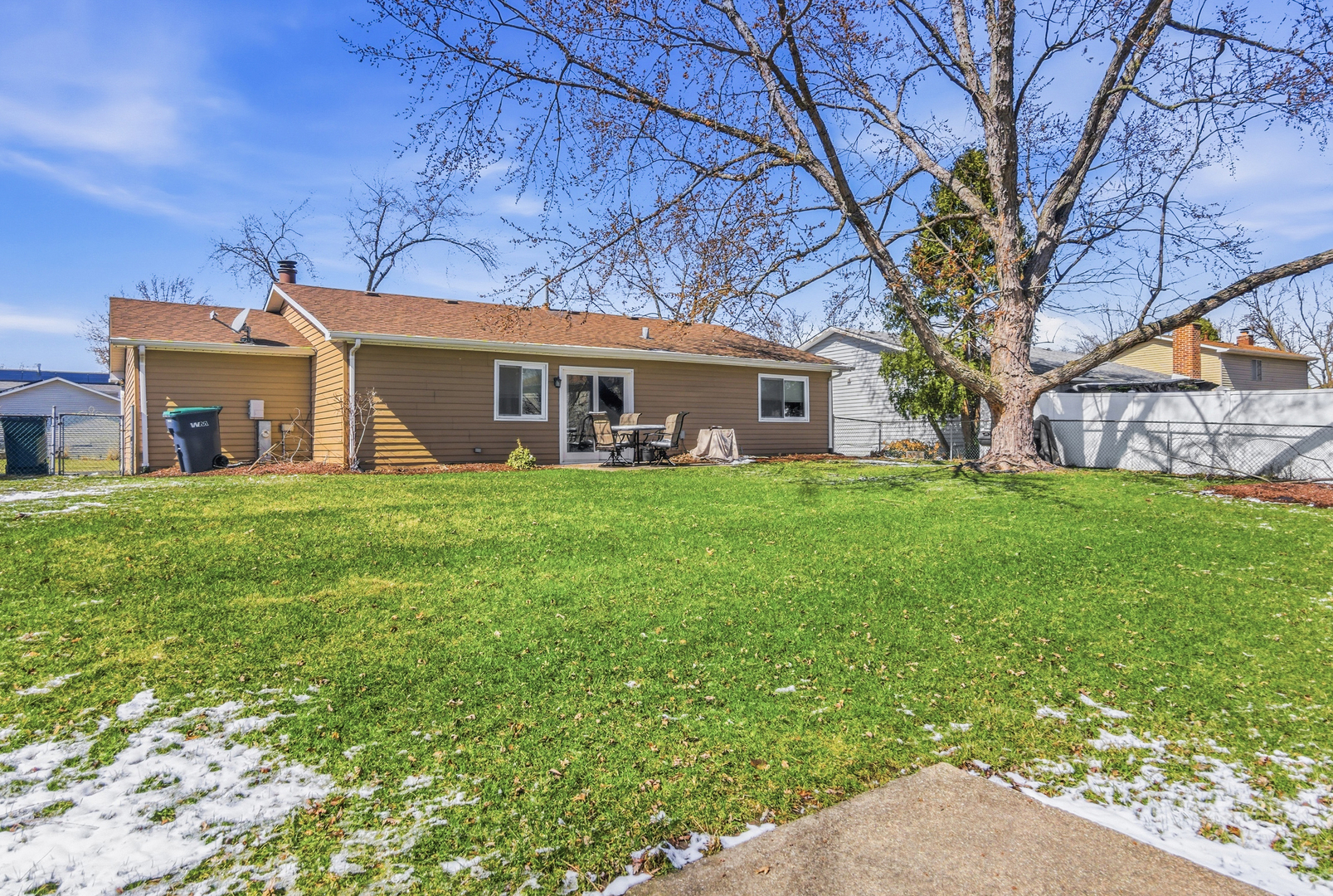 41 Willow Road, Matteson, IL 60443