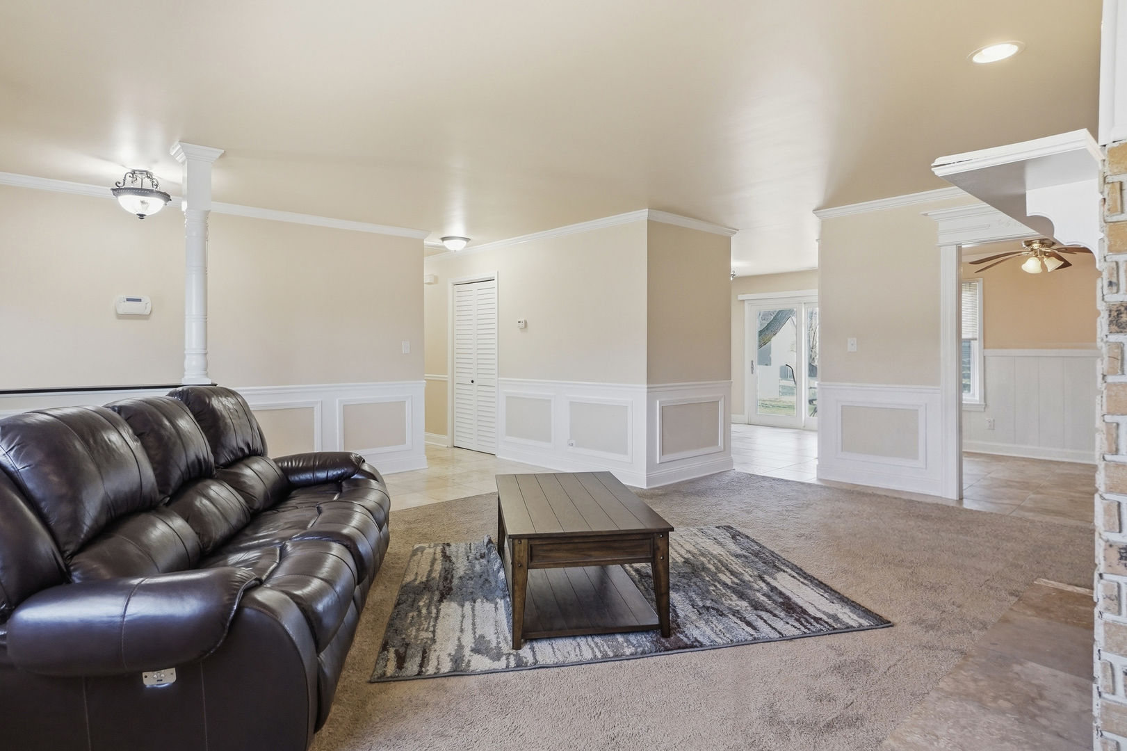 41 Willow Road, Matteson, IL 60443