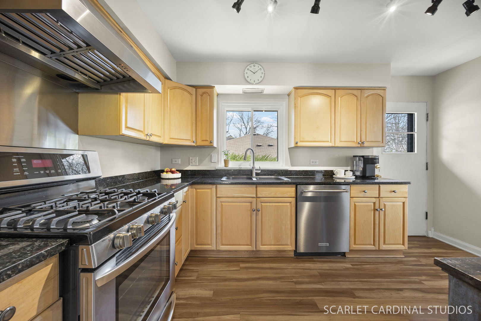 9 Notre Dame Drive, Naperville, IL 60540