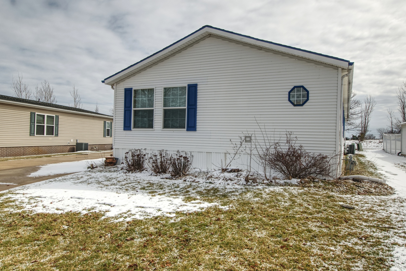 23031 S Glen Eagle Drive, Frankfort, IL 60423