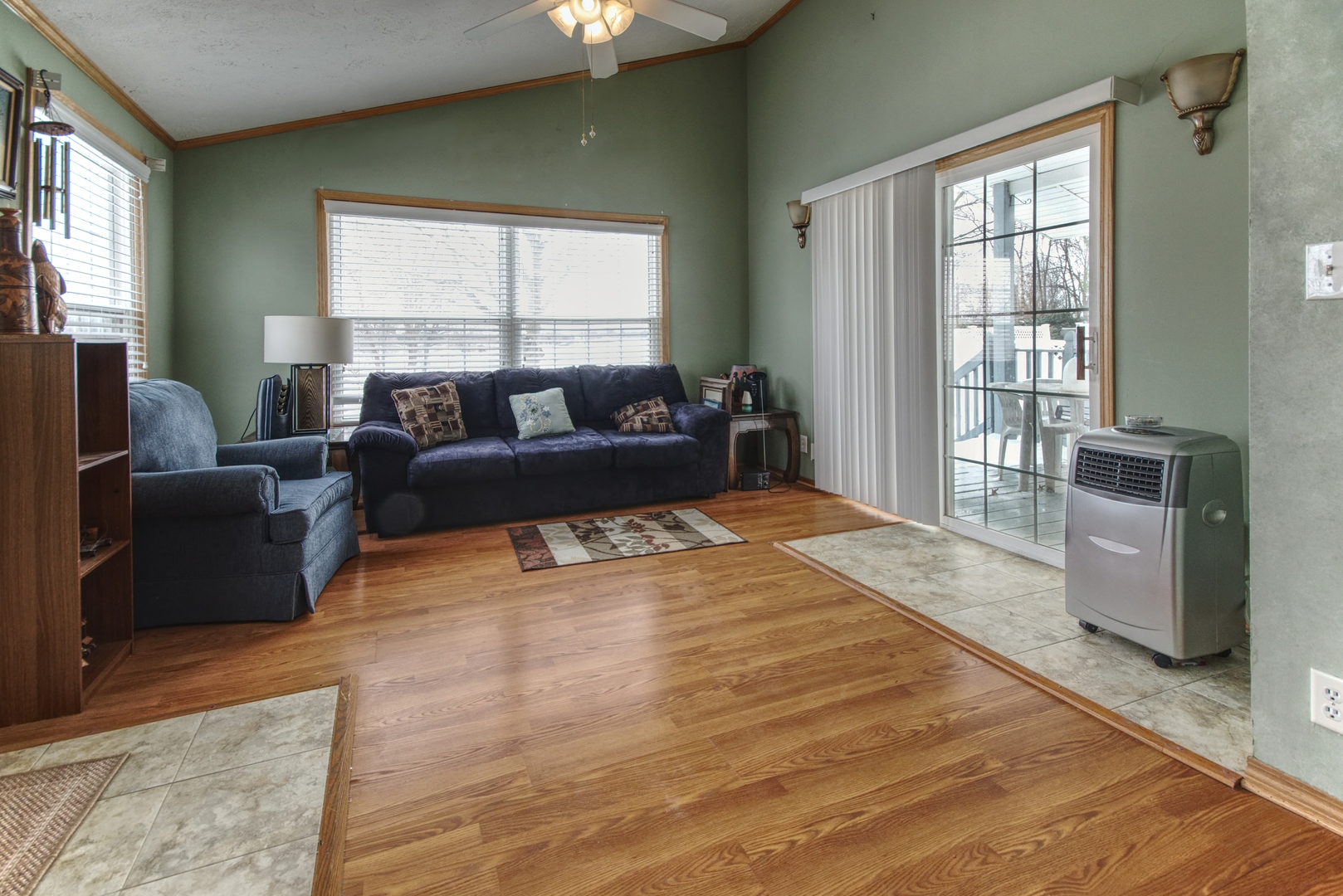 23031 S Glen Eagle Drive, Frankfort, IL 60423