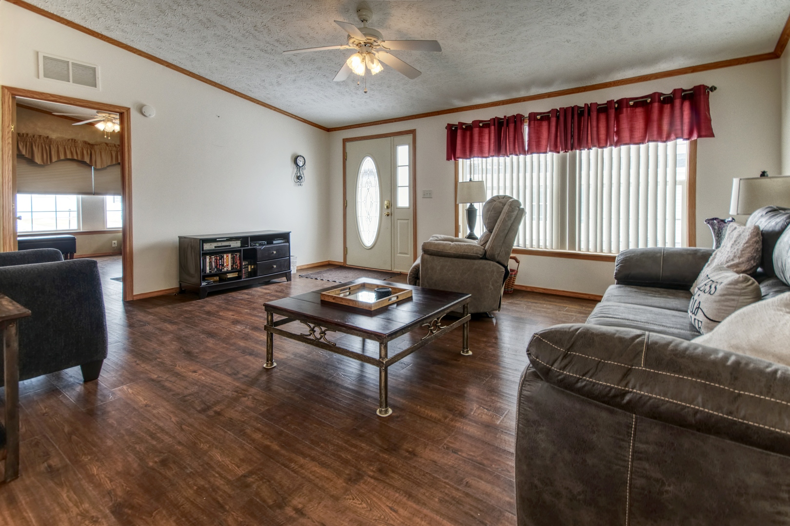 23031 S Glen Eagle Drive, Frankfort, IL 60423