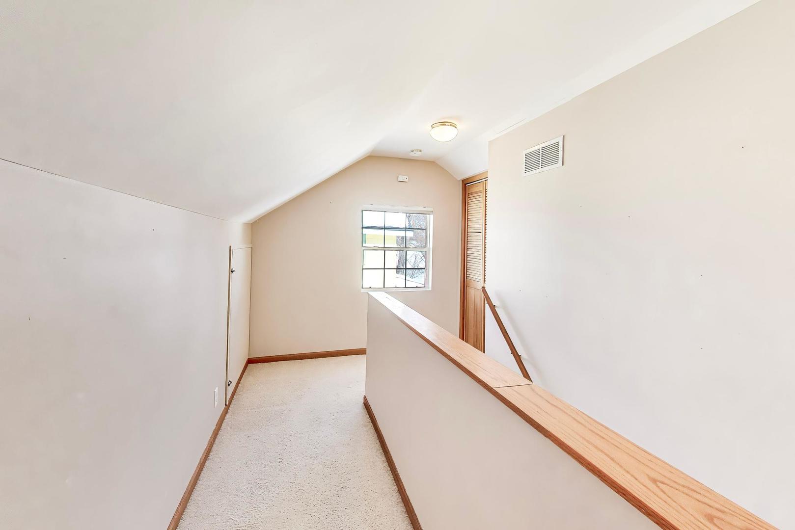 37464 N TERRACE Lane, Spring Grove, IL 60081