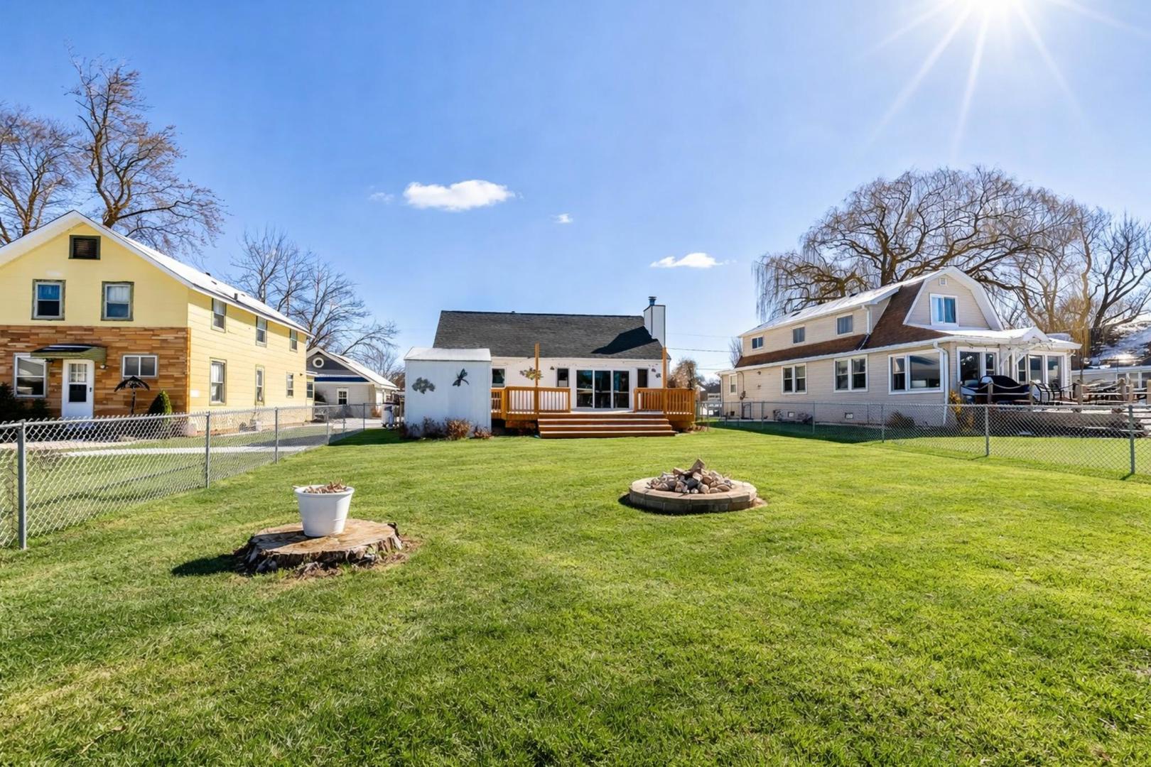 37464 N TERRACE Lane, Spring Grove, IL 60081