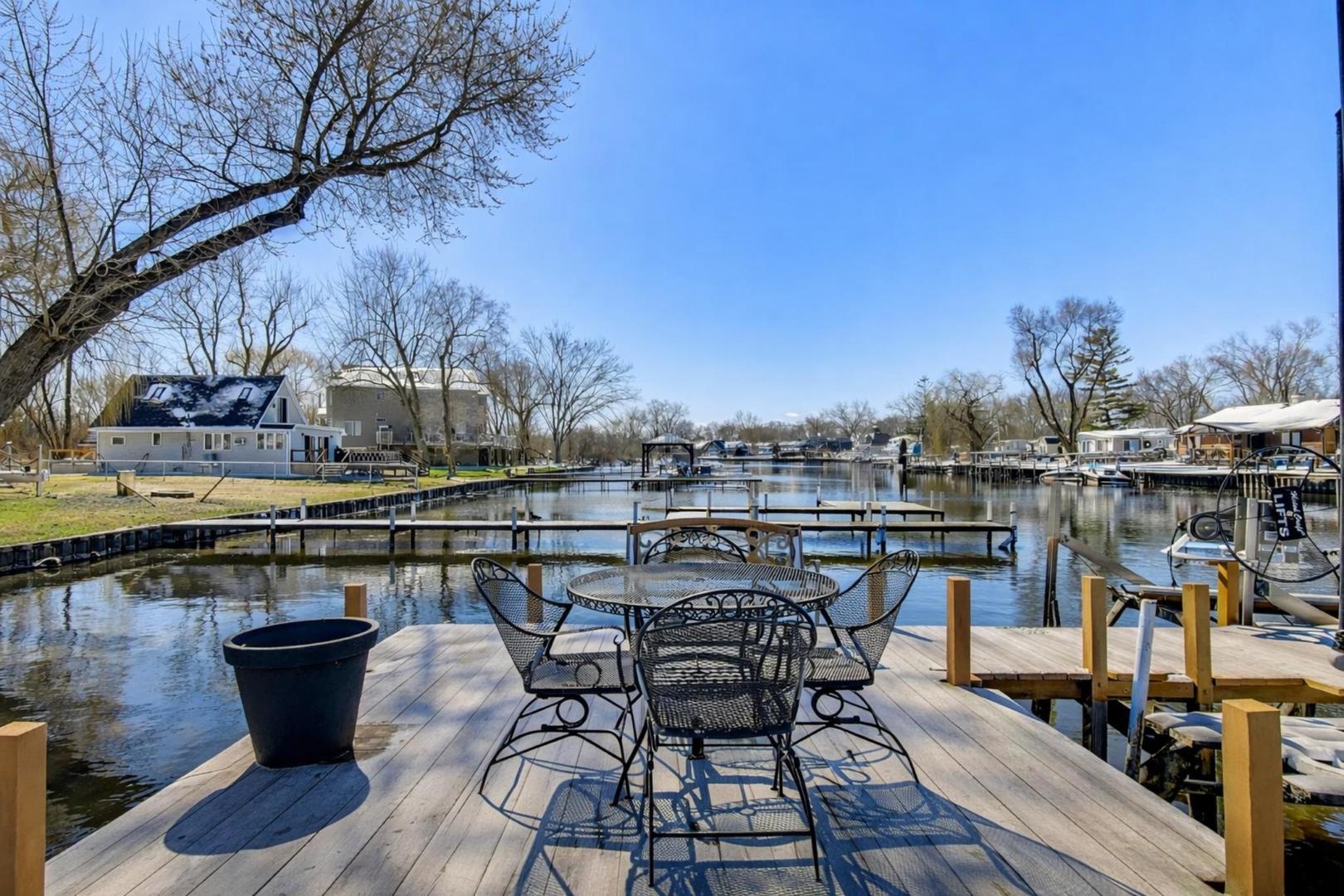 37464 N TERRACE Lane, Spring Grove, IL 60081