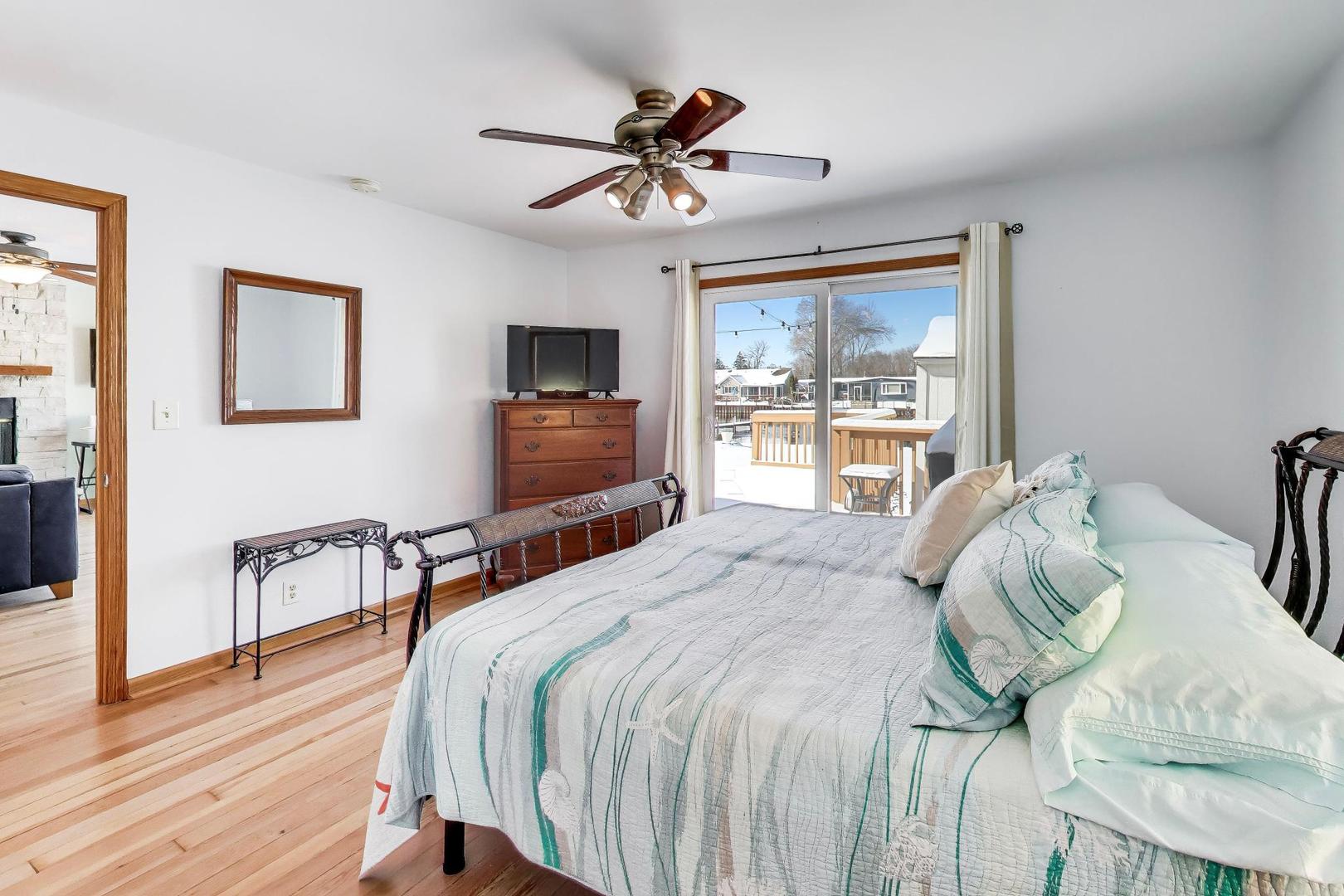 37464 N TERRACE Lane, Spring Grove, IL 60081