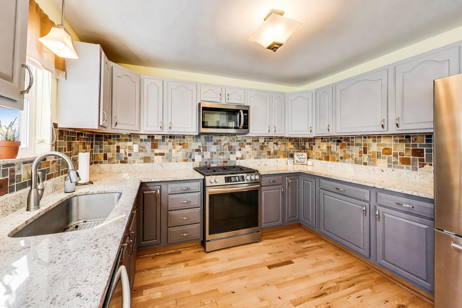 37464 N TERRACE Lane, Spring Grove, IL 60081