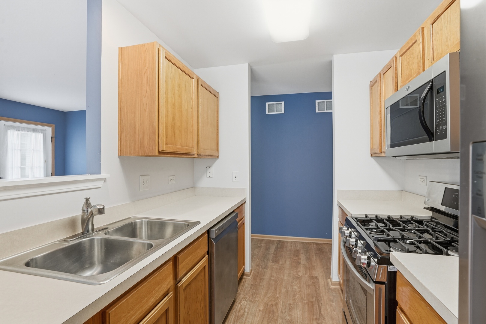 1552 Bluestem Lane, Minooka, IL 60447