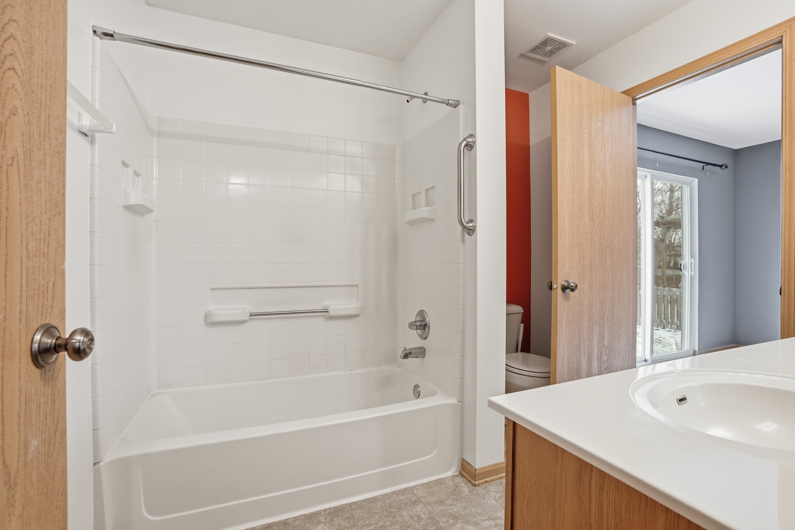 1552 Bluestem Lane, Minooka, IL 60447